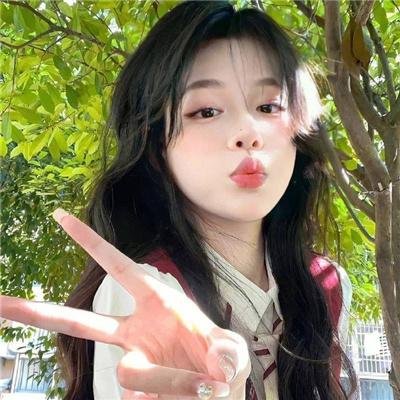 亲密如贼 海报